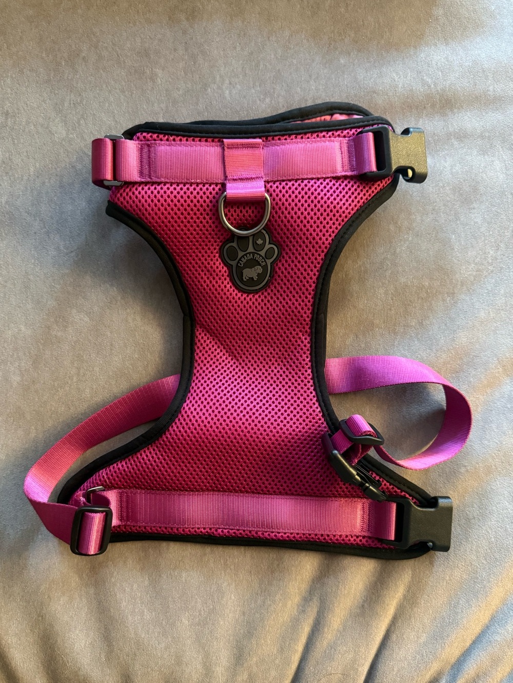 Canada Pooch- Pink Everything Harness- Large- Never Used- excellent condition